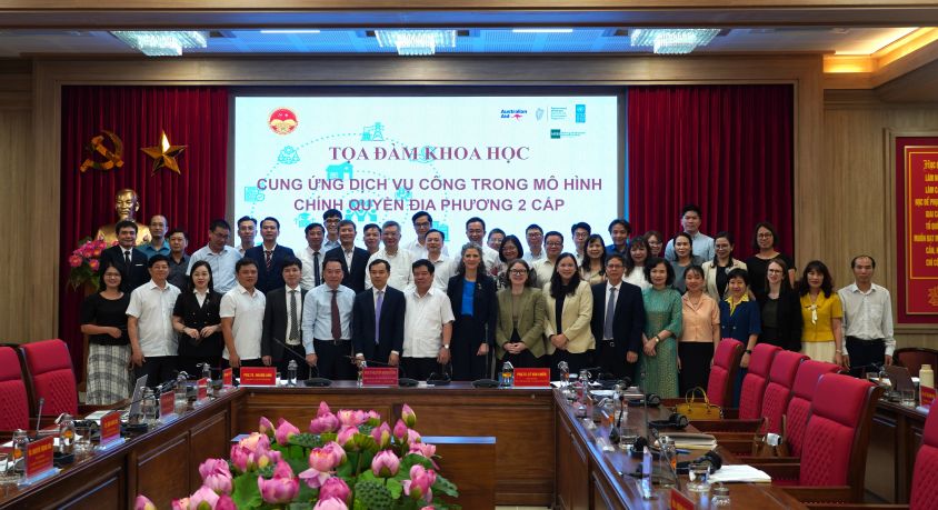 Tọa đàm khoa học “Cung ứng dịch vụ công trong mô hình chính quyền địa phương 2 cấp”